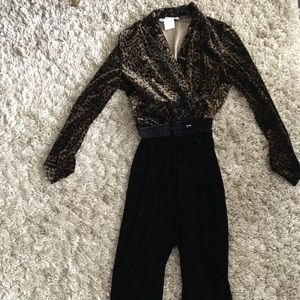Velvet 80’s romper!